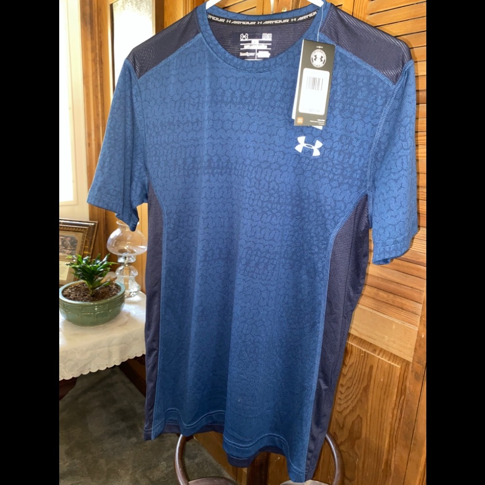 UA Under Armour Shirt
